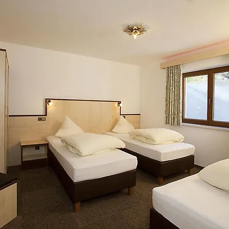 Alpin Otel