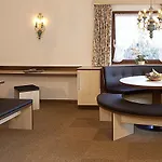 Alpin Hotel 4*